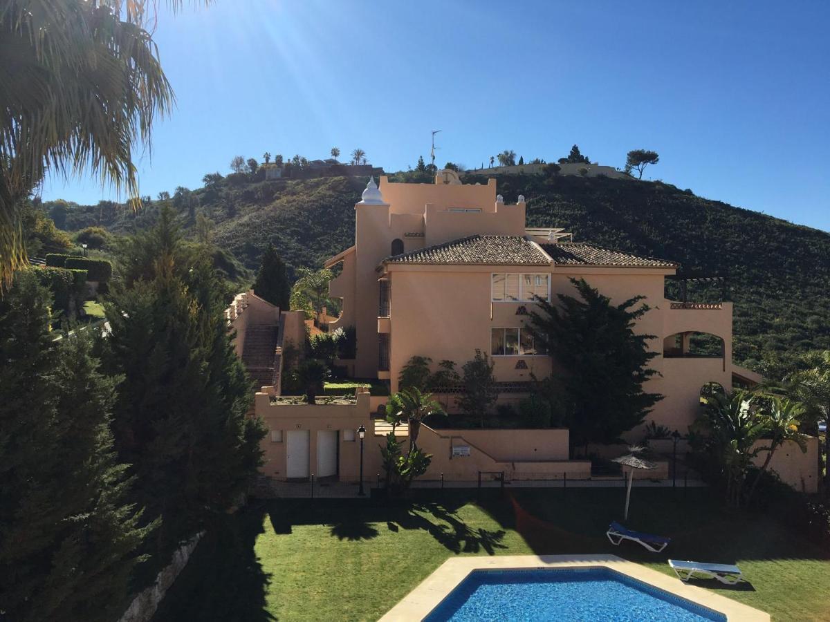 Santa Maria Village, Elviria, *