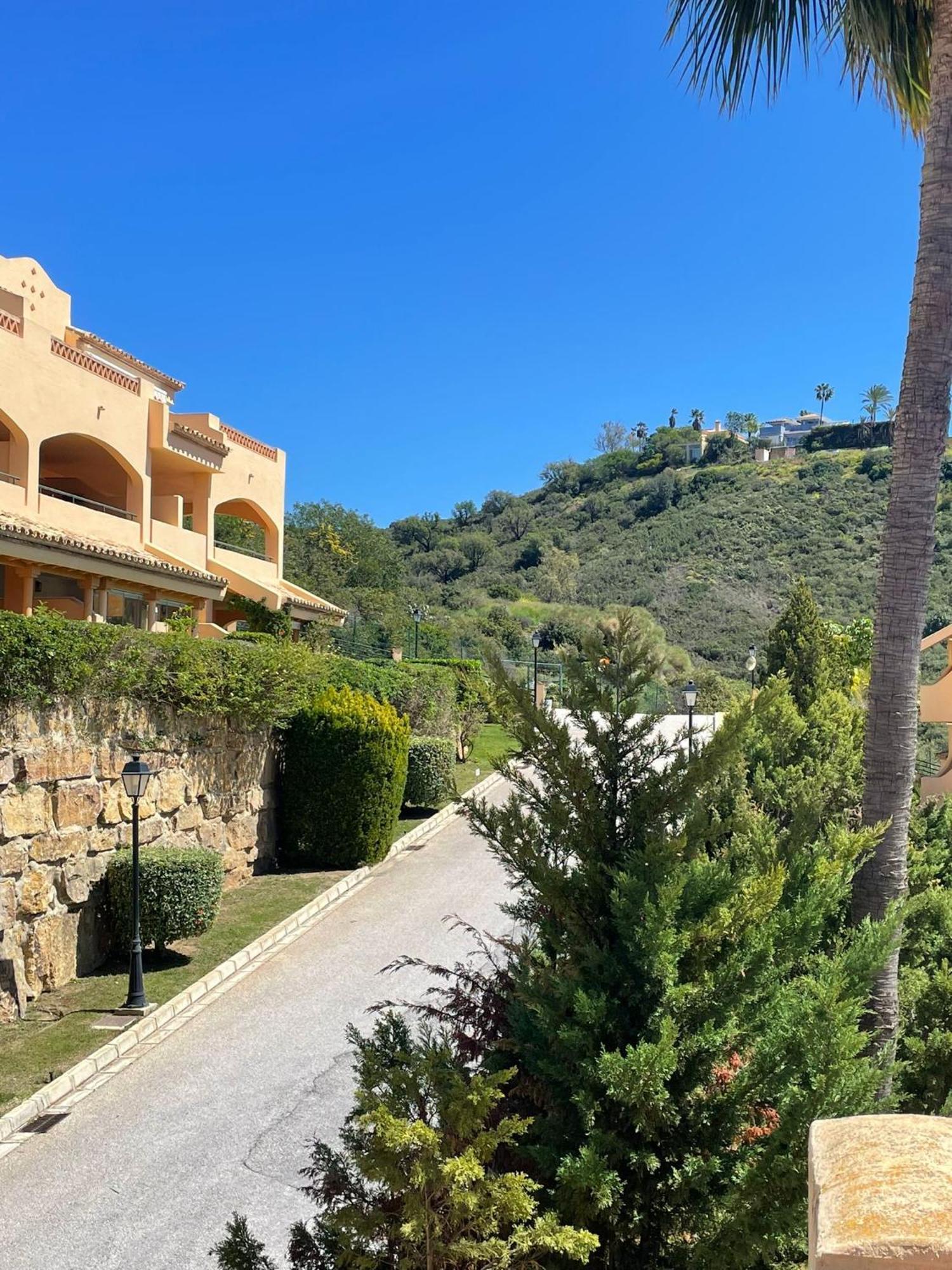 Santa Maria Village, Elviria, Apartment